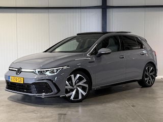 Volkswagen Golf 1.5 eTSI R-Line Pano Virtual Camera IQ Light