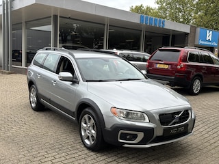 Volvo XC70 3.2 AWD Summum Driver Support Standkachel Premium sound BTW voordeel €850,-