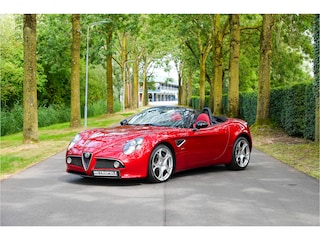Alfa Romeo 8C 4.7 V8 M1211