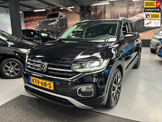 Volkswagen T-Cross 1.5 TSI Style / Carplay /Trekhaak/ Stoelverwarming