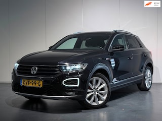 Volkswagen T-Roc 1.5 TSI Sport DSG /Virtual/Sfeer/ACC/Keyless/Camera/CarPlay/LED/LaneAss/DodeHoek