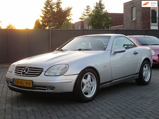Mercedes-Benz SLK 200 AUTOMAAT LEER AMG !
