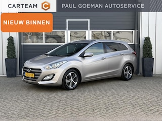Hyundai i30 Wagon 1.6 GDi Comfort | Parkeer sensoren | Stoel verwarming | Climate | Airco |