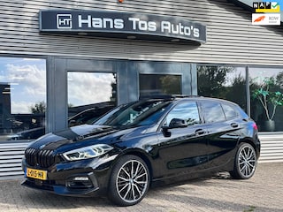 BMW 116i AUT Executive Sport Edition/Panorama /Leer /Camera /19"