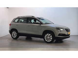 Skoda Karoq 1.5 TSI DSG ACT Business Edition Trekhaak Navigatie App-Connect DAB+