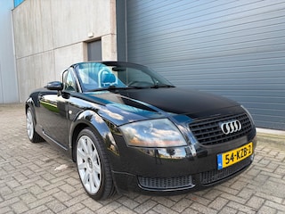 Audi TT Roadster 1.8 5V Turbo CLIMA LEDER APK