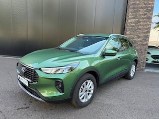 Ford Kuga 2.5 243pk PHEV Titanium Camera 360-gr, Navi, Winter, Adop cruise etc. etc.