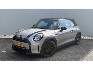 Mini Cooper 3-Deurs (f56) 1.5 136pk l Automaat l Schuifkantel Pano Dak l