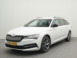 Skoda Superb Combi 1.4 TSI iV Sportline Business 218 pk DSG | DCC | LED Matrix | Trekhaak | Side Assist | Adaptieve Cruise control | Navigatie