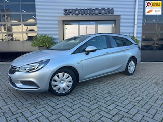 Opel Astra Sports Tourer 1.4 Online Edition|AUTOMAAT|TREKHAAK|CRUISE|NAVI|STOEL&STUURVERWARMING