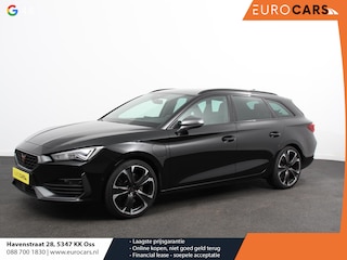 Cupra Leon 1.4 e-Hybrid VZ 245 pk DSG Wegklapbare trekhaak Navigatie Apple CarPlay Android Auto Camera Parkeerhulp  Adaptive Cruise Control Dodehoekdetectie Stoel- en stuurverwarming Full Led Climate Control Lichtmetalen velgen