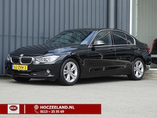BMW 316i Upgrade Edition Automaat | Leder | Schuif-/Kanteldank | Xenon