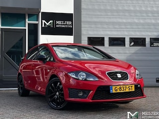 Seat Leon 2.0 TFSI FR|211PK|6-bak|Carplay|Camera|Cruise|PDC|Climate