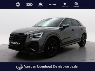 Audi Q2 35 TFSI S Edition | Clima | Carplay | Zwart optiek |