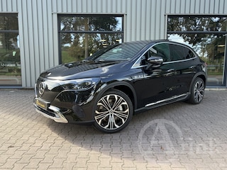 Mercedes-Benz EQE SUV 300 Luxury Line 91 kWh Panoramadak, Trekhaak, Rijassistentiepakket, 360 Camera