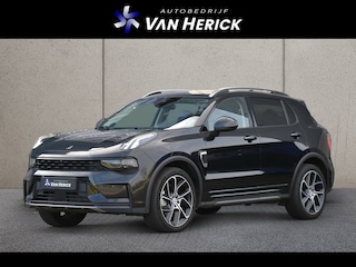 Lynk & Co 01 1.5 Plug-in Hybrid | Full Black | Panoramadak | 360 Camera