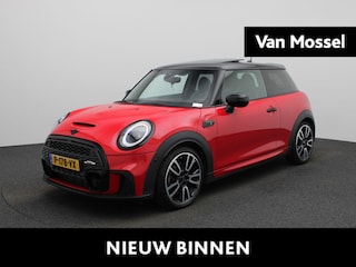 Mini Mini 3-Deurs 2.0 John Cooper Works | Automaat| Panoramadak | Climate Control | Cruise Control | Stoelverwarming | Achteruitrijcamera |