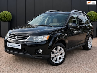 Mitsubishi Outlander 3.0 V6 AUTOMAAT NAVI SCHUIFDAK LEER