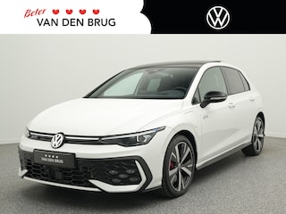 Volkswagen Golf 1.5 eHybrid GTE 272PK | Led Matrix IQ | DCC | Stuur & Stoelverwarming | Head-Up Display | 360 Camera | Trekhaak |