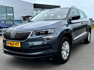 Skoda Karoq BWJ 2021 1.5 TSI 150 PK ACT Business Edition Plus AUTOMAAT | TREKHAAK | FULL LED | STOELVERW. | CAMERA | KEYLESS | CARPLAY + ANDROID | NAVI | CLIMA | CRUISE | LMV | PDC