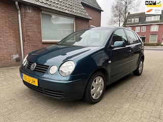 Volkswagen Polo 1.4-16V Highline - airco - nap - nieuwe apk tot 09-2027