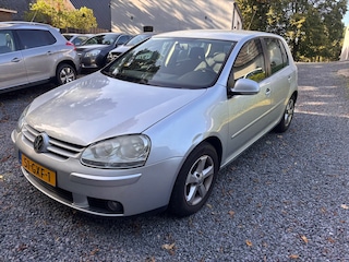 Volkswagen Golf 1.6 Trendline AIRCO