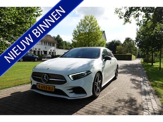 Mercedes-Benz A-klasse 200 Business Solution AMG | Panorama dak | Sfeerverlichting | Memory | Stoelverwarming | BTW |