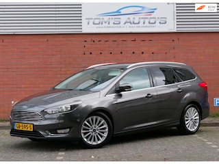 Ford Focus Wagon 1.0 Titanium Edition nieuwe distributie. camera. navi. clima