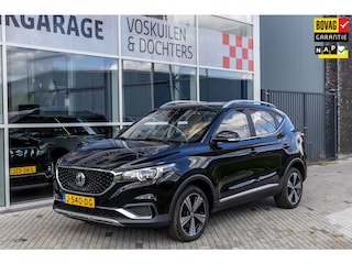MG ZS EV Luxury 45 kWh Beige lederen interieur