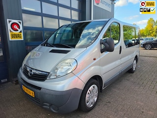 Opel Vivaro Combi 2.0i L1H1