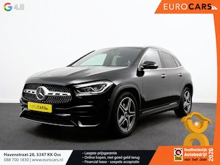 Mercedes-Benz GLA 200 Automaat AMG Line Navigatie Climate Control Camera Parkeer sensoren Stoelverwarming Electrisch bedienbare achterklep Dab Led Sfeerverlichting Extra Getint Glas