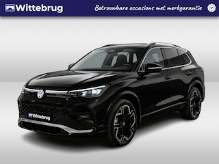 Volkswagen Tiguan 1.5 eHybrid R-Line Edition / Pano / Trekhaak / Navi / Voorstoelen met massagefunctie