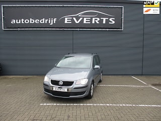 Volkswagen Touran 1.4 TSI Trendline Dealer onderhouden met boekjes zeer mooie goed rijdende auto scherpe meeneem prijs