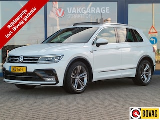 Volkswagen Tiguan 1.4 TSI R-Line, Trekhaak / Elektr. Schuifdak / Full LED / Carplay + Android Auto / 19' LMV