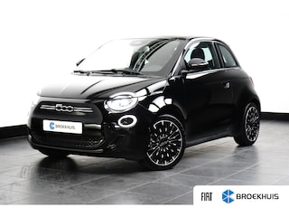 Fiat 500 3+1 Icon 42 kWh l Pano Dak l Camera l 17" Velgen l Full LED Dagrij l Navigatie l Cr Control l Dodehoek Waarschuwing l