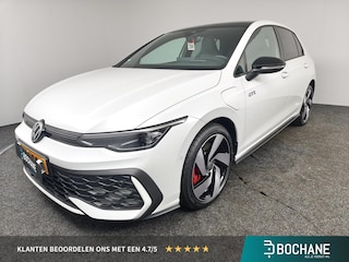 Volkswagen Golf 1.5 eHybrid GTE | Camera | Leder | Pano | Adaptieve demping | Head-Up | Matrix LED | Stoelventilatie | 18"Lichtmetaal |