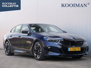 BMW i5 M60 xDrive 84 kWh 601 Pk Automaat M-sport pro / Navi / DAB / Apple Carplay / Camera / SOH 95,8%