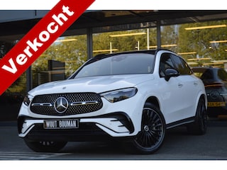 Mercedes-Benz GLC 300e 4MATIC AMG Led Leder Panorama Memory Luchtvering Burmester Head-Up Trekhaak Pdc