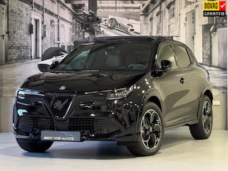 Alfa Romeo Junior 1.2 Turbo Hybrid Ibrida Ti Black Edition