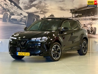 Alfa Romeo Junior 1.2 Turbo Hybrid Ibrida Ti Black Edition