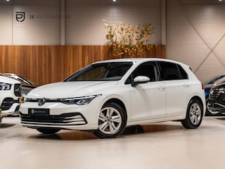 Volkswagen Golf 1.0 eTSI DSG Life Business, Apple Carplay, Android Auto, ACC, Ambiënte Light, Camera, PDC, Volledig onderhouden