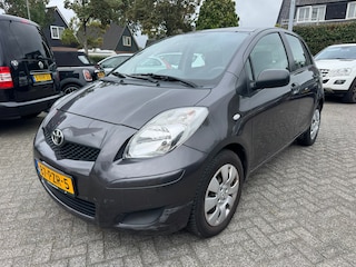 Toyota Yaris 1.3 VVTi Comfort 5Drs,Apk 19/4/27,Airco,Nap,Trekhaak