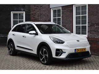 Kia Niro e-Niro ExecutiveLine 64 kWh Wij zijn op afspraak geopend! Graag bellen voor uw komst.