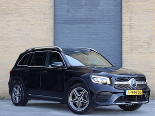 Mercedes-Benz GLB 200 Business Solution AMG Automaat | Haak | Stoelverwarming