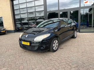 Renault Mégane 1.6 Authentique , Budget inruiler