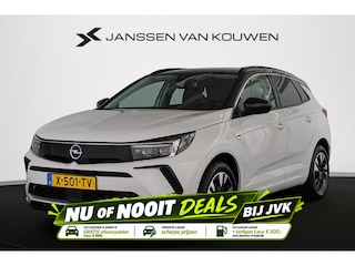 Opel Grandland 1.2 Turbo Level 3 Trekhaak Stuur/Stoelverwarming Keyless