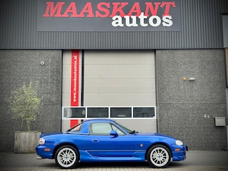 Mazda MX-5 1.6i / NB-FL / Laser blue (24a) / Hardtop / Oz wheels / One of 151 examples