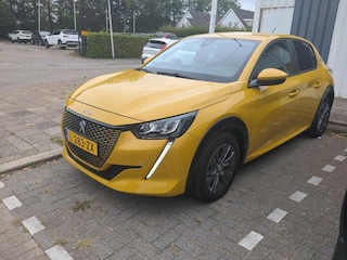 Peugeot 208 EV Active Pack 50 kWh | Navigatie | Parkeersensoren | Climate Control | Cruise Control | !!