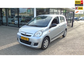 Daihatsu Cuore 1.0 Premium