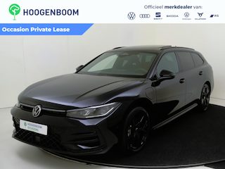 Volkswagen Passat Variant 1.5 eHybrid R-Line Edition | SoH 100% | Panoramadak | Trekhaak | Lederen bekleding 'Puglia' | 360 camera | Head-up display | Adaptieve demping | Black Style |Matrix LED verlichting |